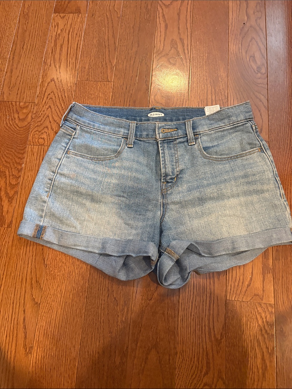 Old Navy Light Wash Denim Roll-Cuff Women's Shorts